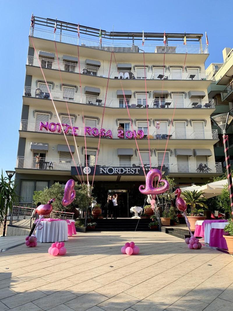 Hotel Nord Est Cattolica Esterno foto