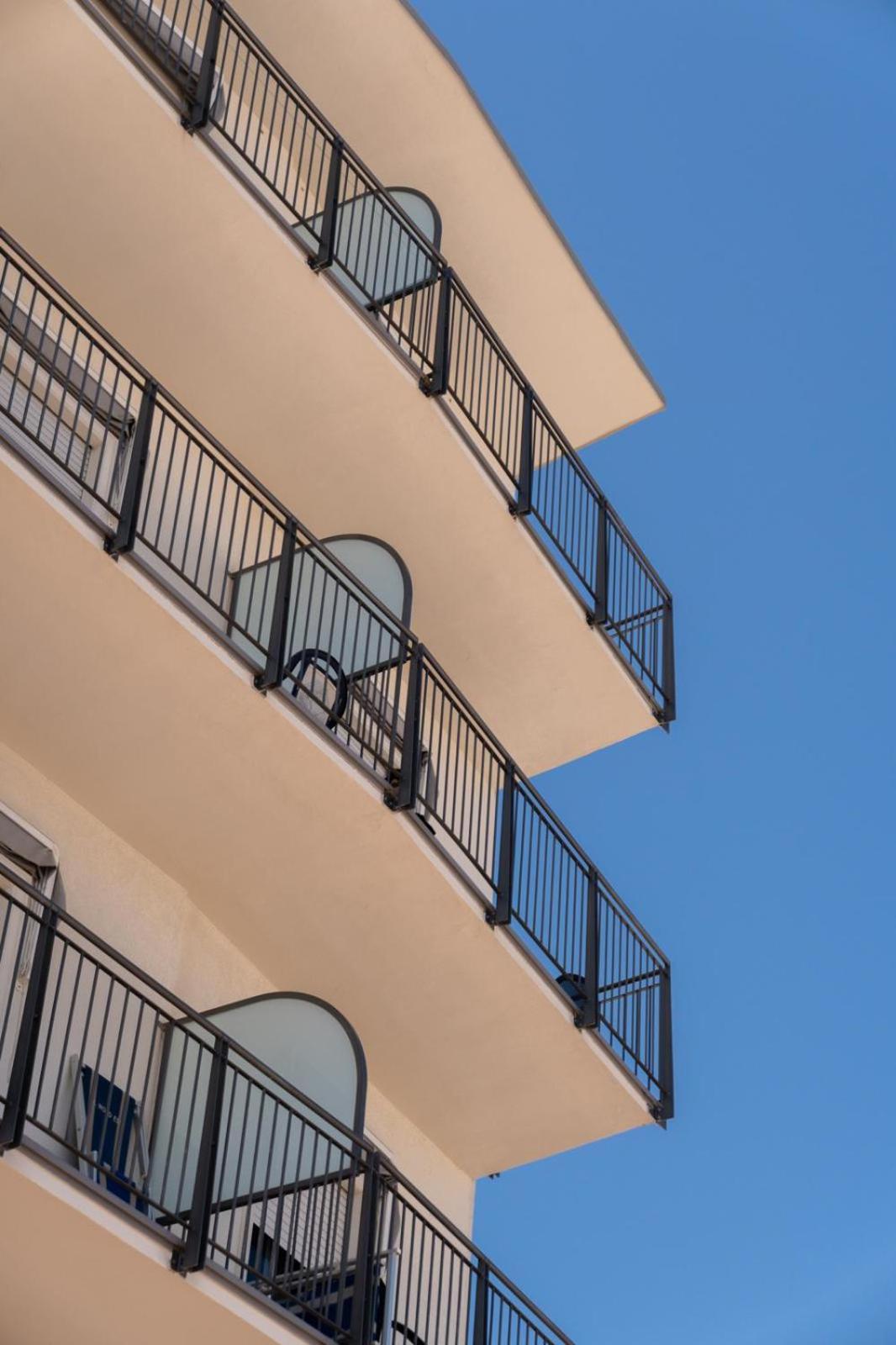 Hotel Nord Est Cattolica Esterno foto