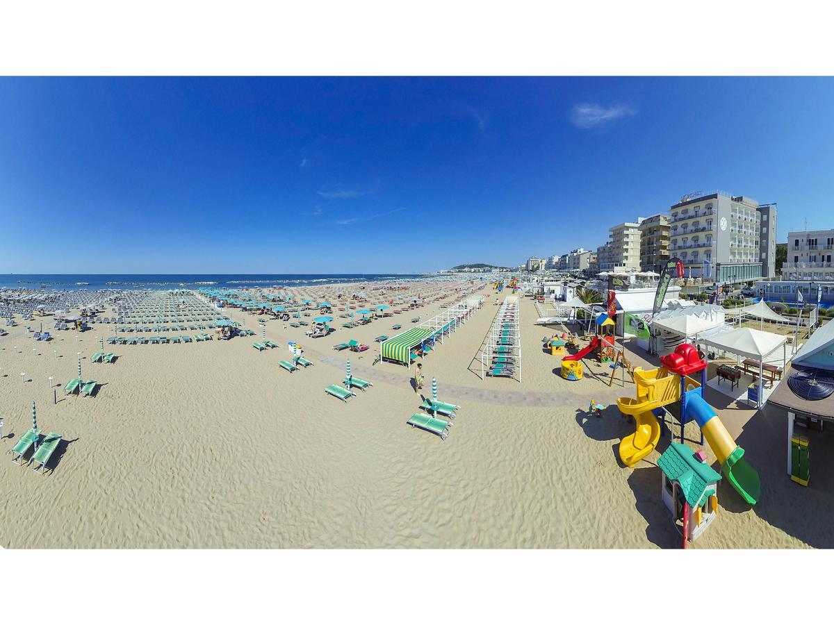 Hotel Nord Est Cattolica Esterno foto