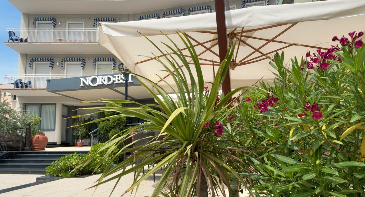 Hotel Nord Est Cattolica Esterno foto